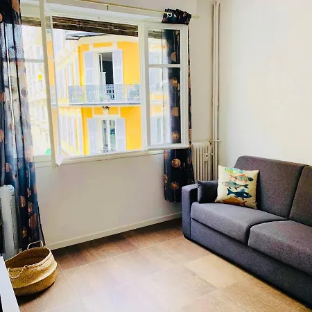 Apartment La Perla *